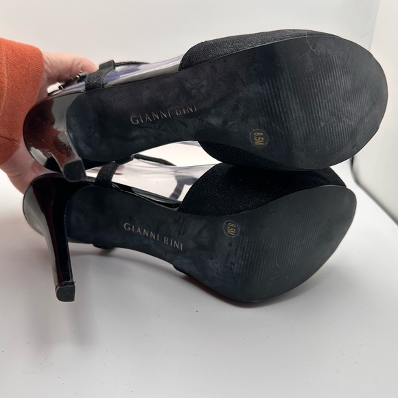 Gianni Bini Women’s Stiletto Heel T-strap Open Toe Heels Size 8.5 Sparkly Black - Picture 5 of 6